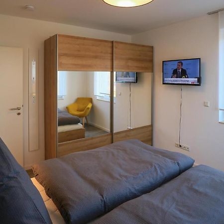 2 Bedroom Cozy Apartment In Rechlin Esterno foto